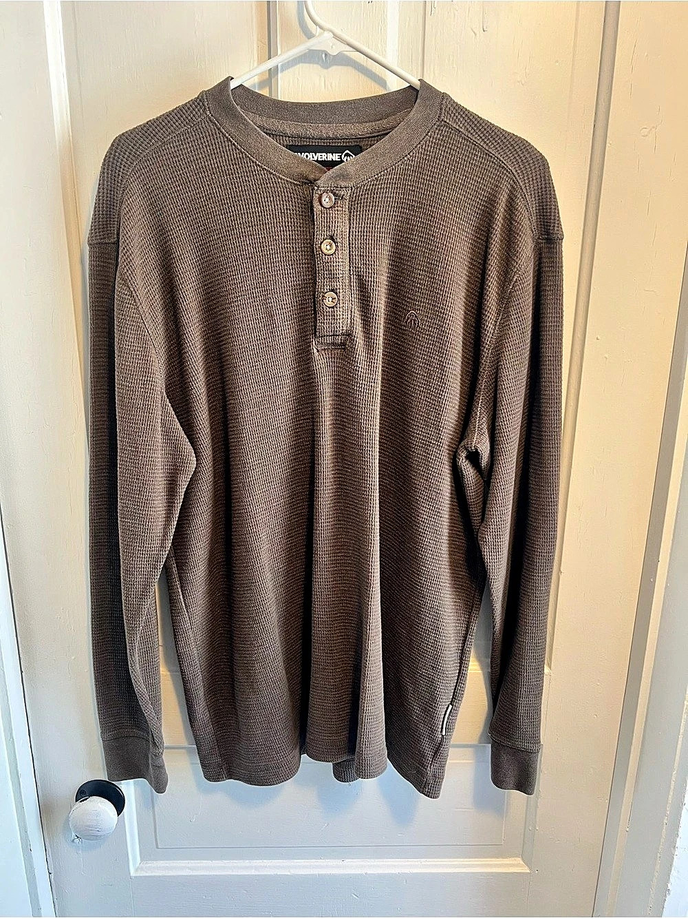 Wolverine Men's Long Sleeve Henley Brown Medium Like New